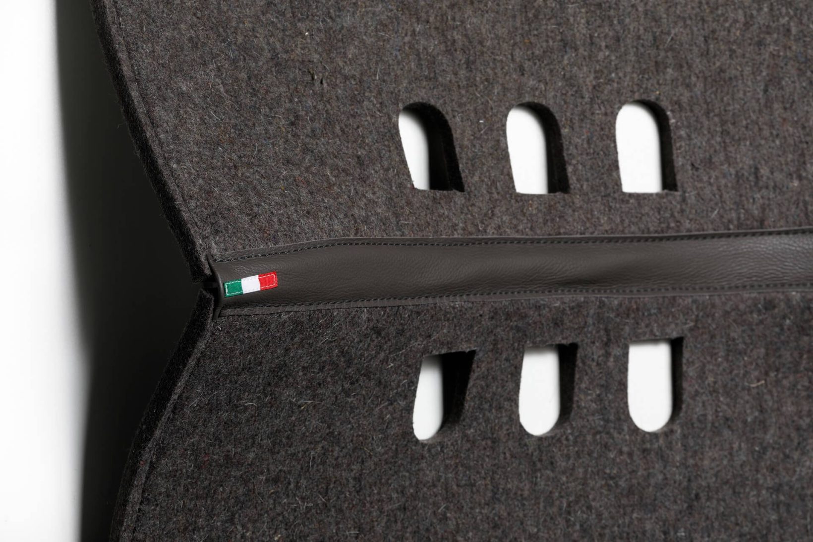 Sottosella da lavoro reining monta western sagomato con foratura grigia | 246 Reiner Professional